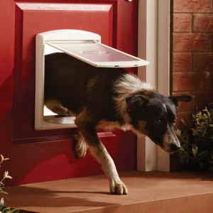 Petsafe Staywell Original iebūvējamās durvis M Brown